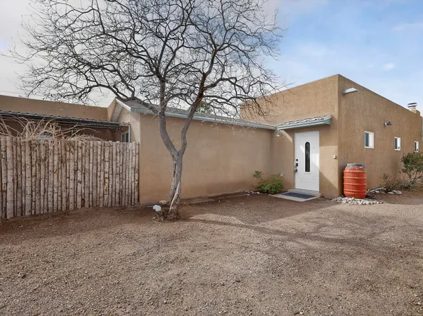 8320 2nd St NW, Albuquerque, NM 87114