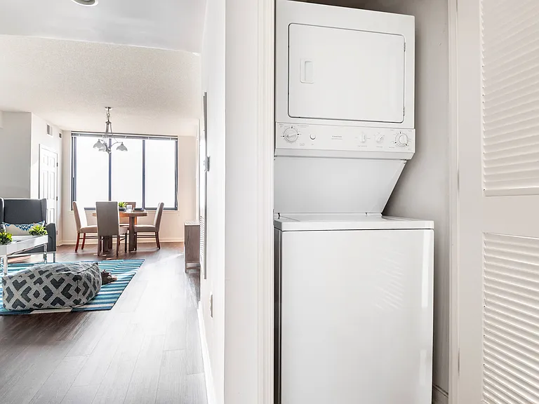 Wentworth Apartment Homes — Photo 7