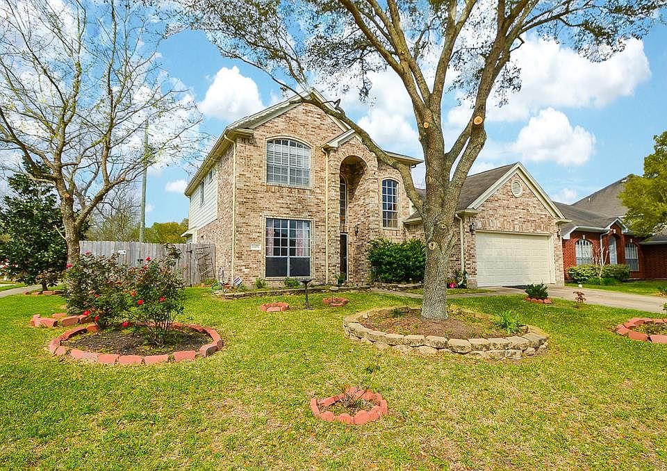 1st image of 16476 Beewood Glen Dr