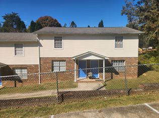 506 Summit St #2, Madison, NC 27025