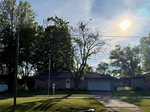 1903 Crescent Lake Rd, Waterford, MI 48327