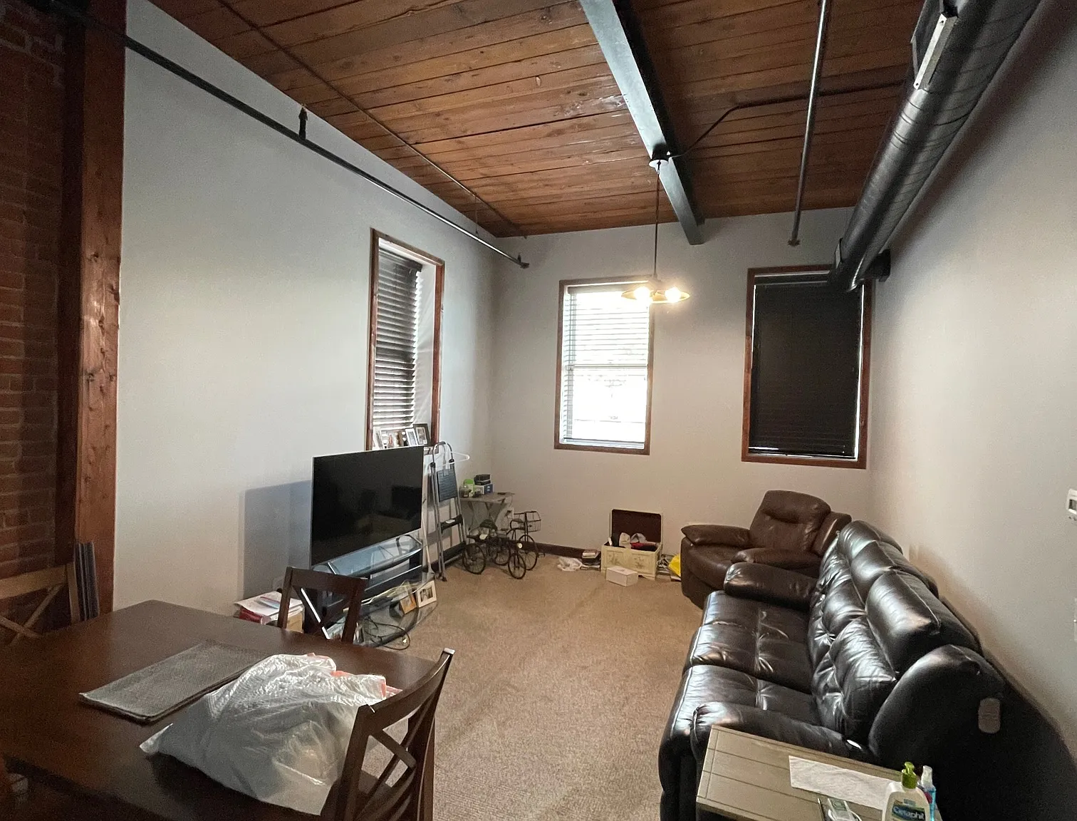 2 bed, $2,000 — Photo 2