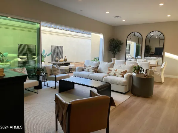 1210 E MEGAN Street, Gilbert, AZ 85295