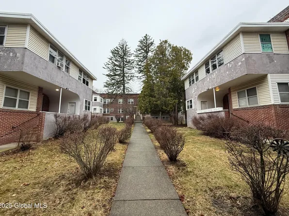 264 S Allen Street, Albany, NY 12208