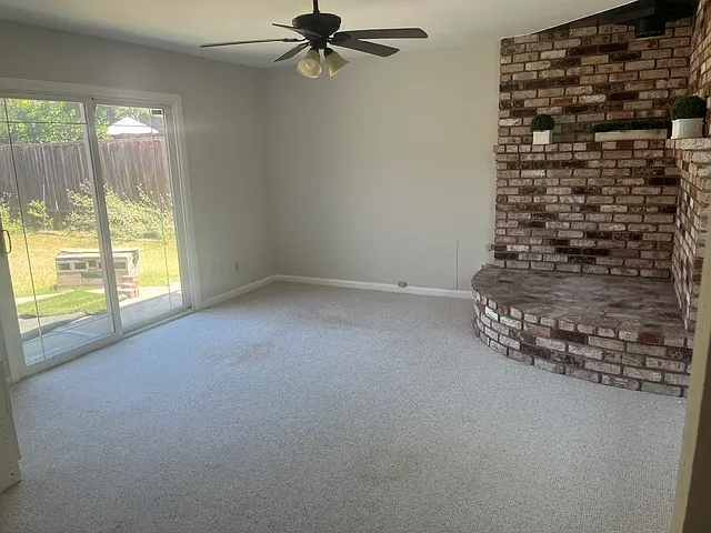 42854 Parkwood St — Photo 5