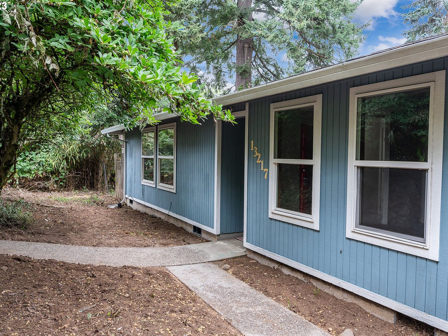 13217 SE Foster Rd, Portland, OR 97236 | MLS #23579288 | Zillow