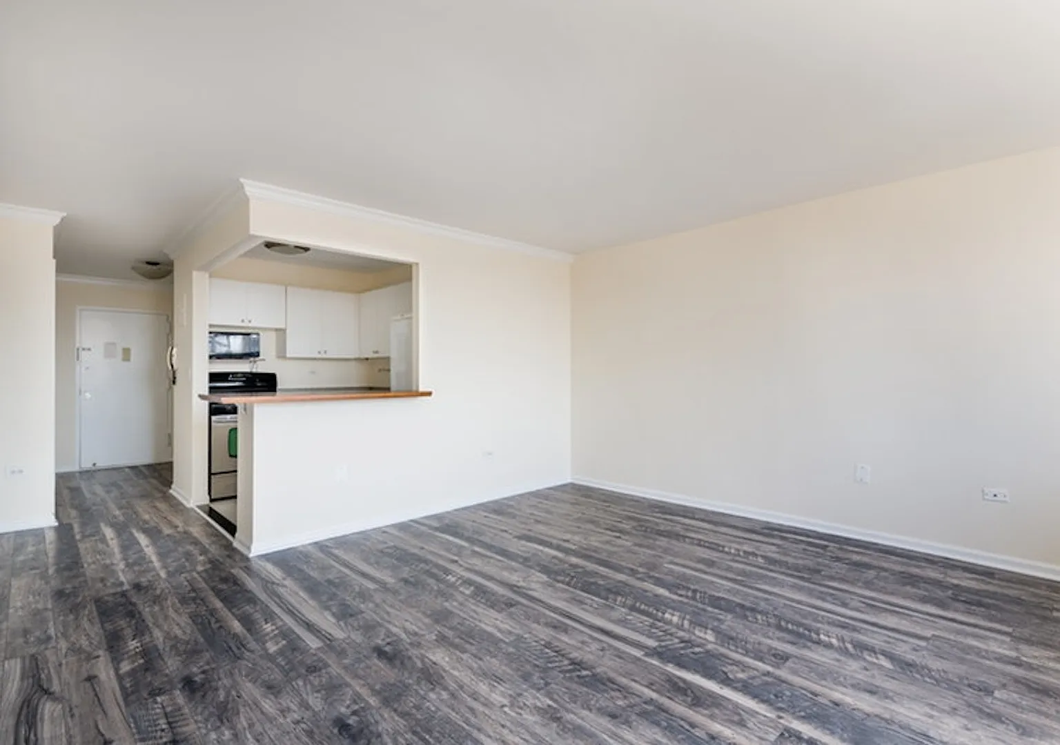 222 West 14th Street — Photo 1