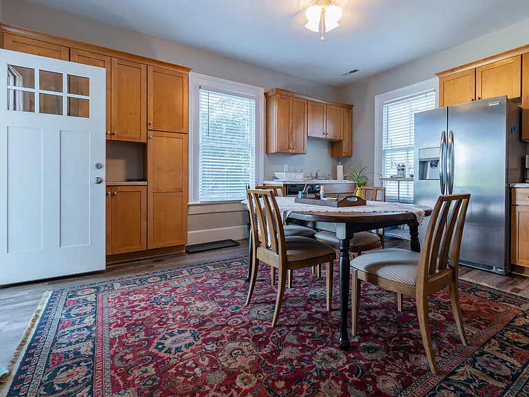 720 Market St — Photo 10