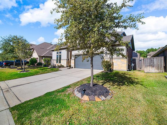 2nd image of 13426 Tumbling River Ln