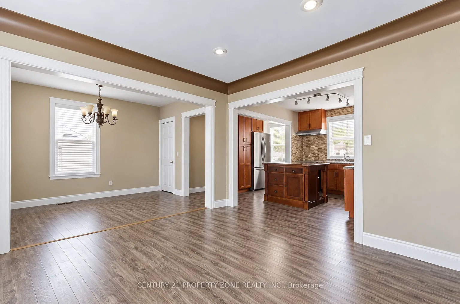 3 bed, $2,499 — Photo 2