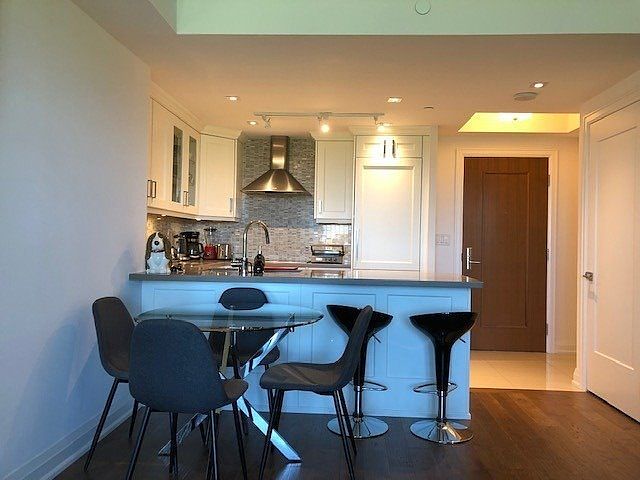 2nd image of 15 Stollery Pond Cres Unit 512