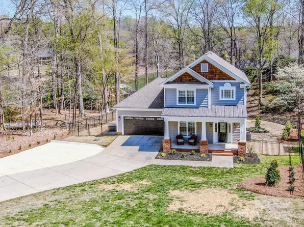 140 Lakeland Rd, Mooresville, NC 28117