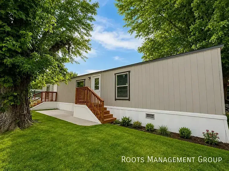 272 Emerson Bypass Rd #A4 — Photo 1