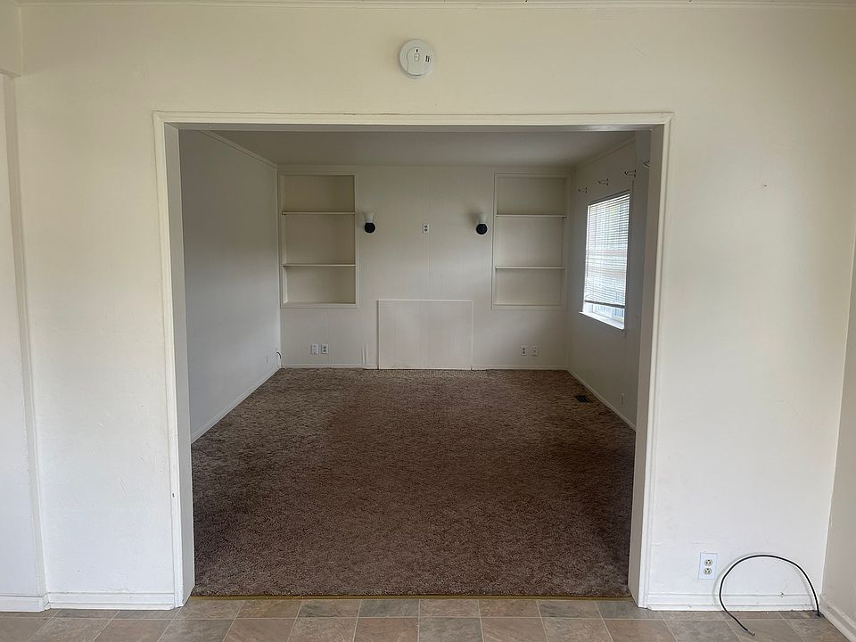 1st image of 1325 NW Hawthorne Ave