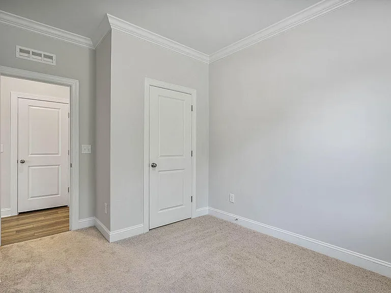 1809 Delaney Hills Ln — Photo 28