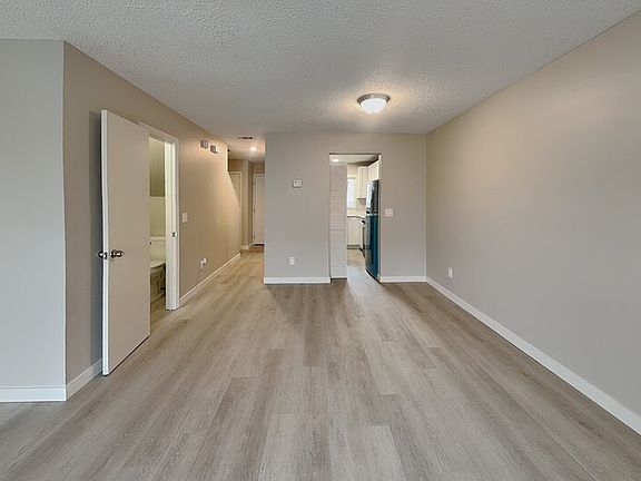 3rd image of 133 Jones Ln APT B