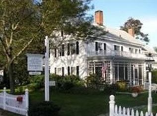 539 Main St, Centerville, MA 02632