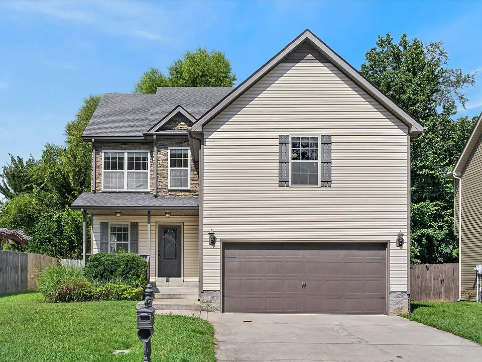 3640 Fox Tail Dr