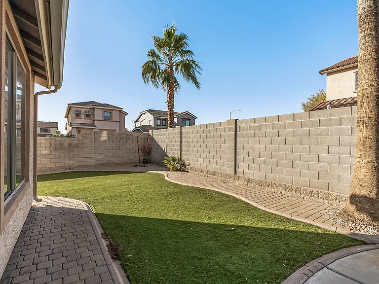 14592 W Acapulco Ln — Photo 43