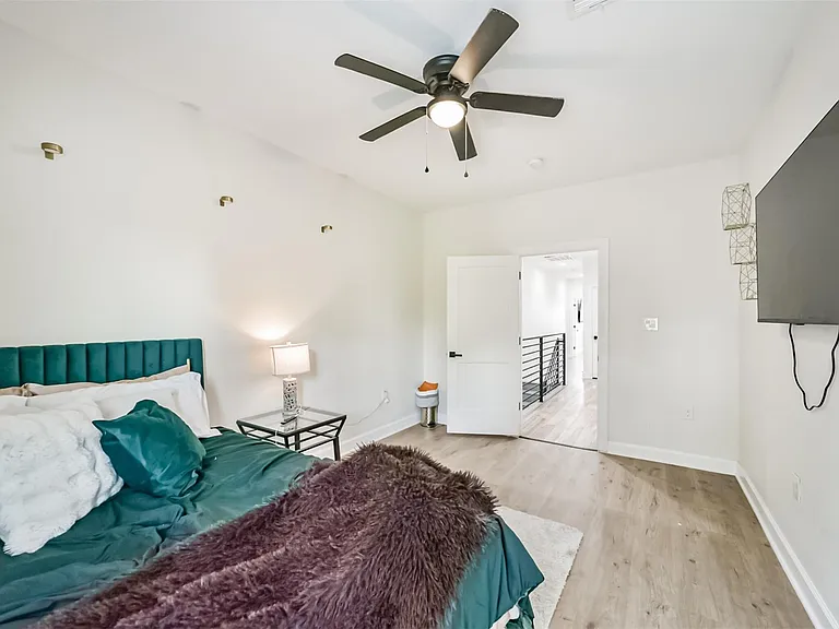 6008 Canal St — Photo 24