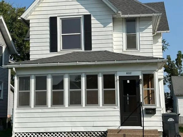 632 10th Ave S, Clinton, IA 52732