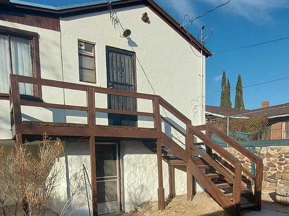 2nd image of 3204 Altura Ave