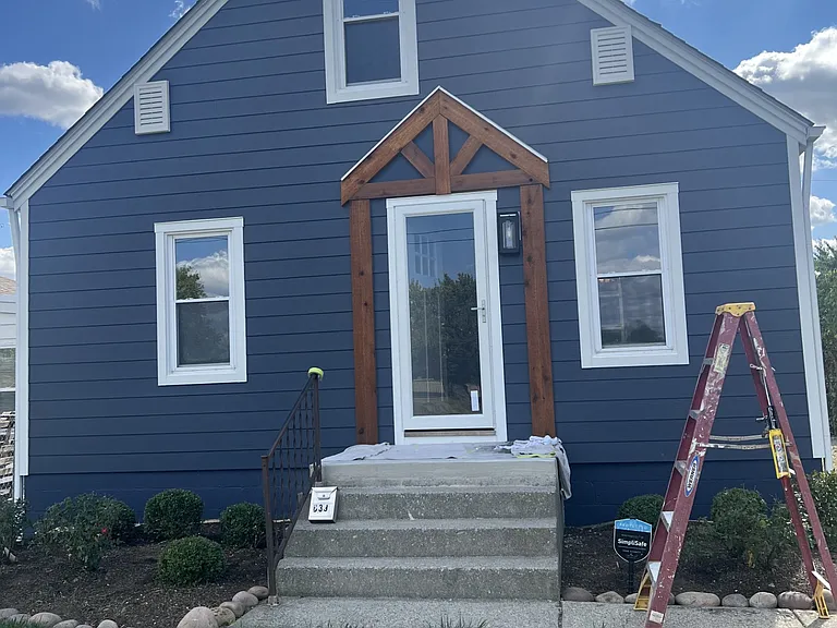 639 Morse Rd — Photo 1