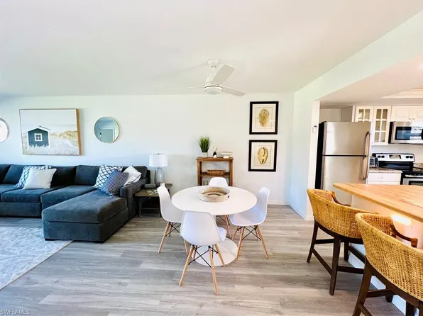 75 Saint Andrews BLVD #B-203, NAPLES, FL 34113