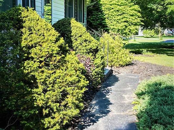 2nd image of 3 Northwood Dr
