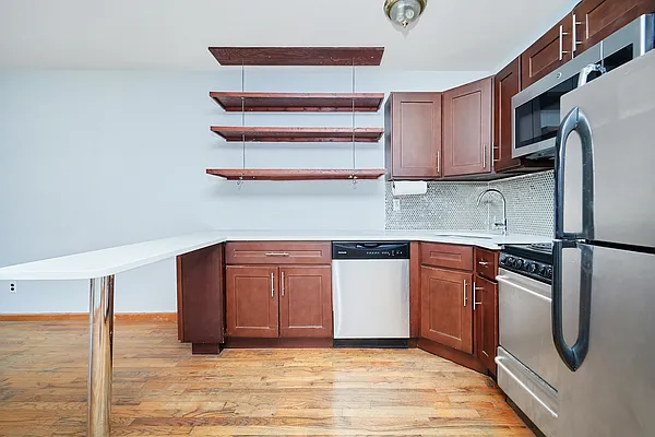 Rented by Living New York | media 16