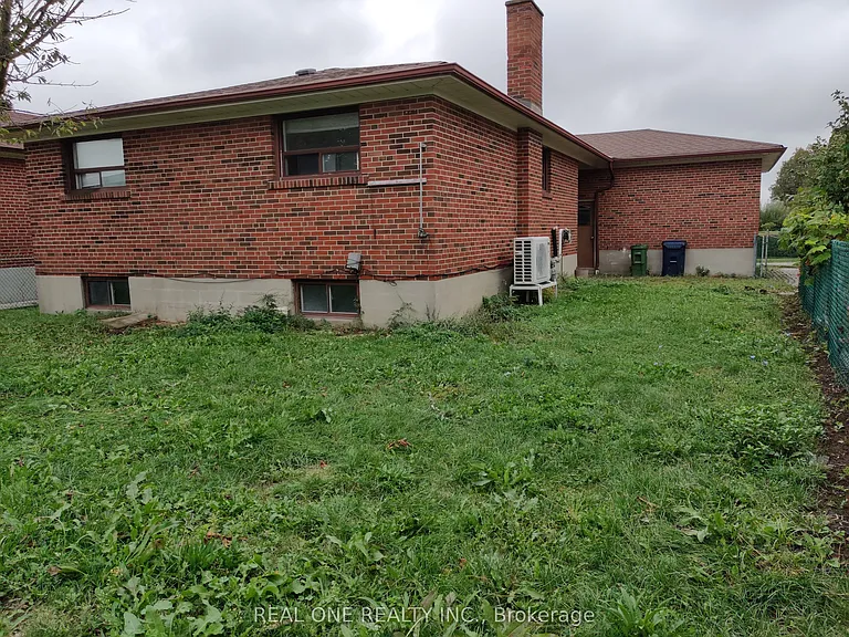 49 Corinthian Blvd #BASEMENT — Photo 3