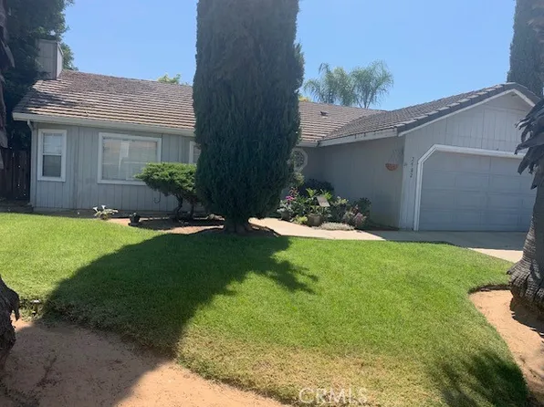 2582 Peppertree Dr, Merced, CA 95348