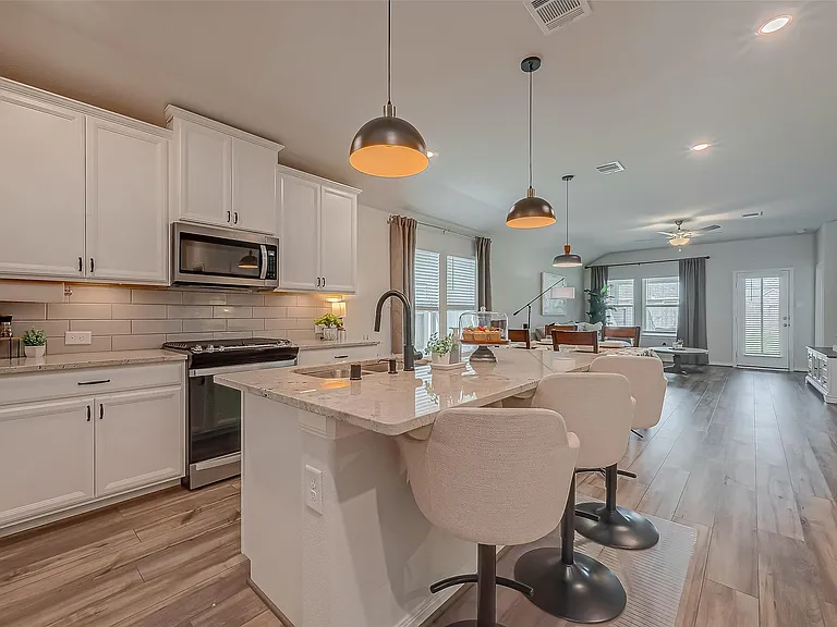 2114 Cherryvale Dr — Photo 8