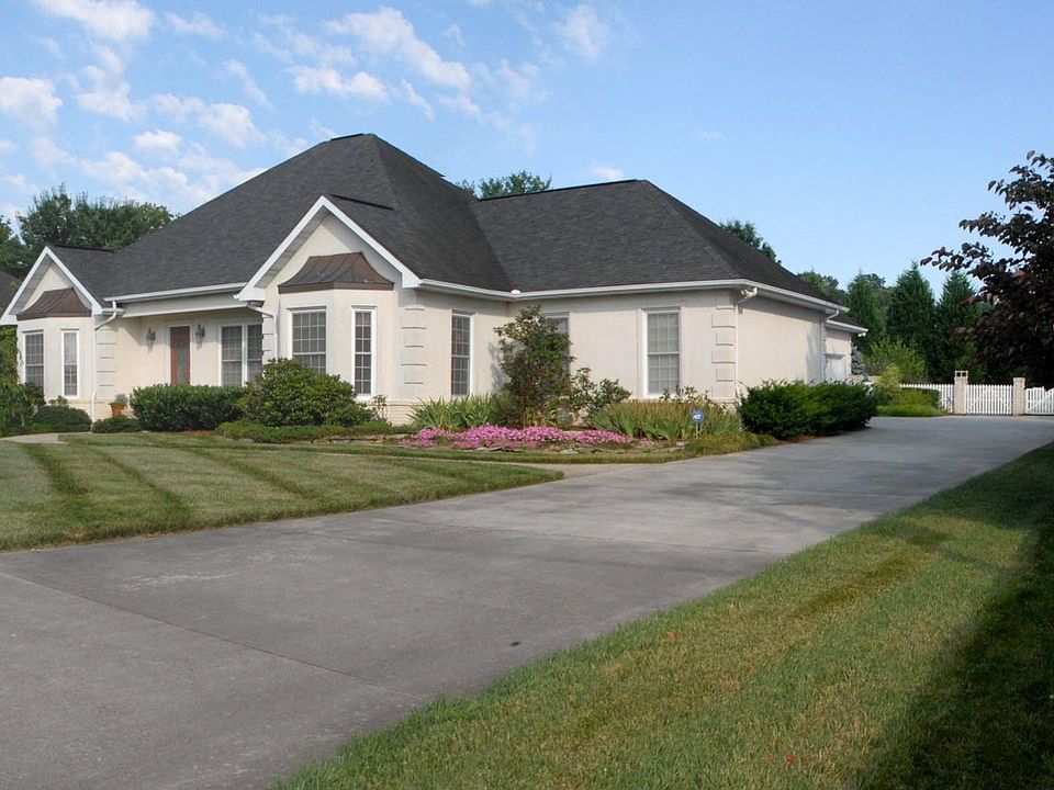 NE side driveway