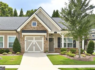 4556 Rutledge Dr, Oakwood, GA 30566