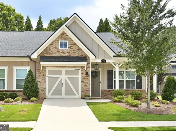 4556 Rutledge Dr, Oakwood, GA 30566