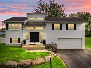 3 Sun Glow Ter, Middletown, NY 10941