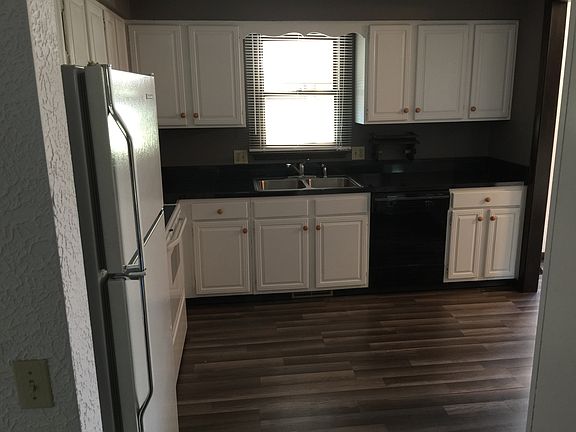 2nd image of 785 Terra Ln