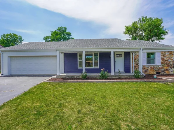 9418 S 87th Ave, Hickory Hills, IL 60457