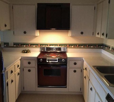 3rd image of 327 Wilder Blvd APT B403