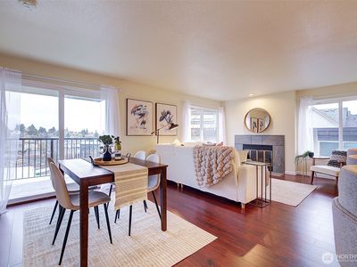 3890 Whitman Avenue N #301, Seattle, WA, 98103