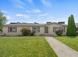 612 N Shamrock Rd, Veradale, WA 99037