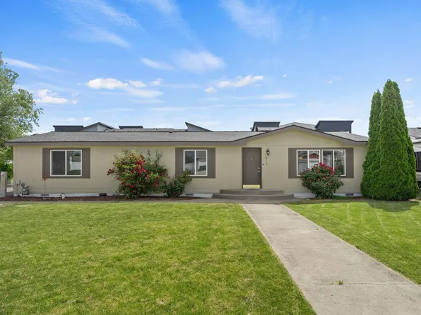 612 N Shamrock Rd, Veradale, WA 99037