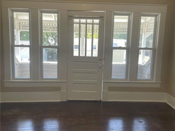 greensboro-north-carolina-252331399 picture