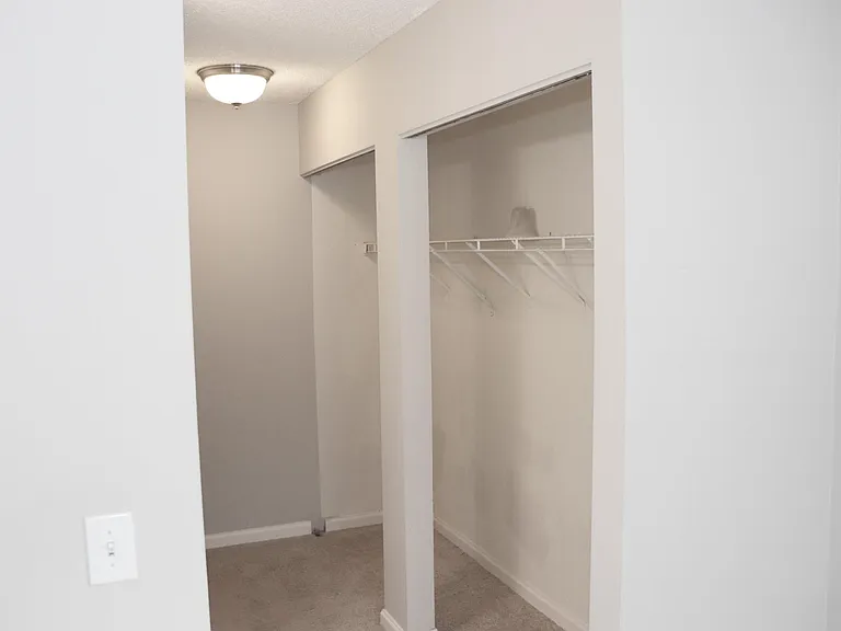 6050 Chasewood Pkwy #2 — Photo 8