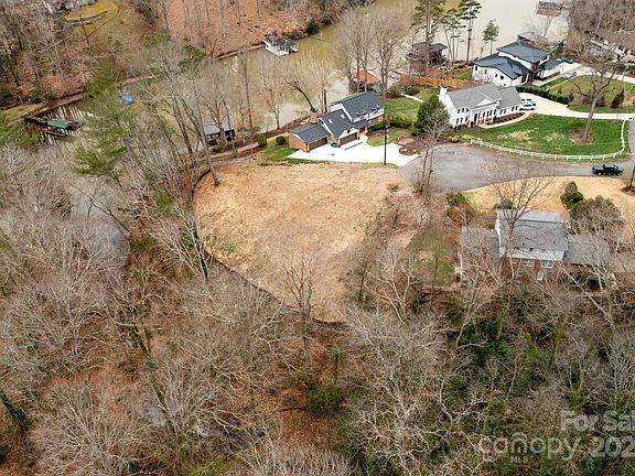5th image of 955 24th Avenue Dr NW