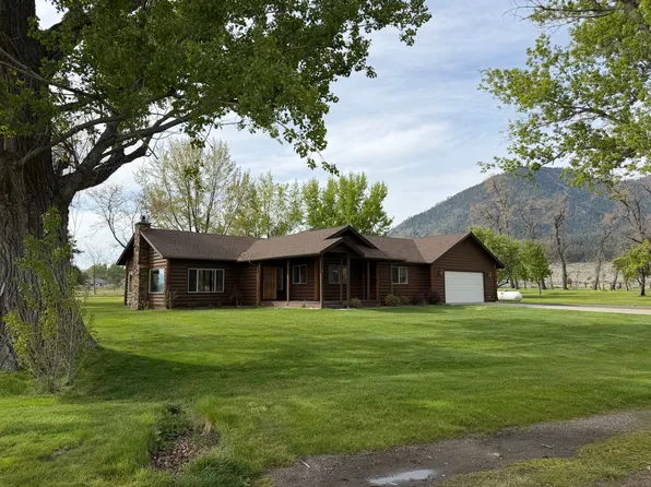 445 Foothill Rd, Gardnerville, NV 89460