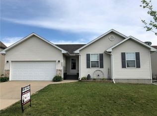 402 4th St NW, Bondurant, IA 50035