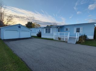 13 E St, Bangor, ME 04401