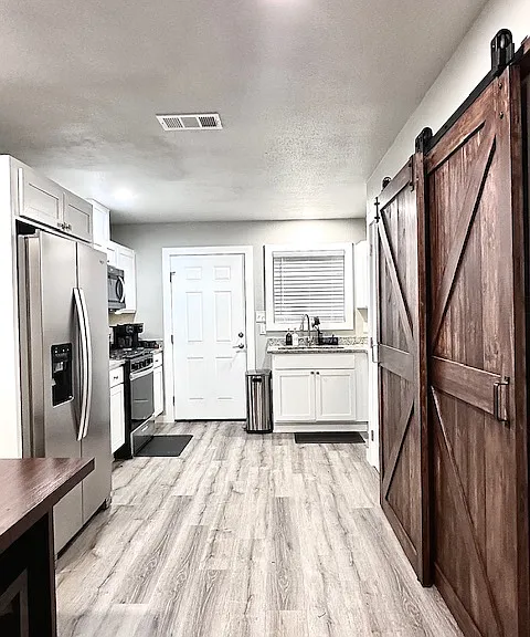 1209 Walmsley Ave — Photo 11